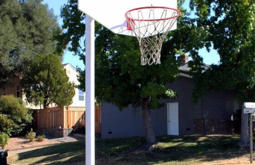 Carmichael House | Fair Oaks Family Fun!