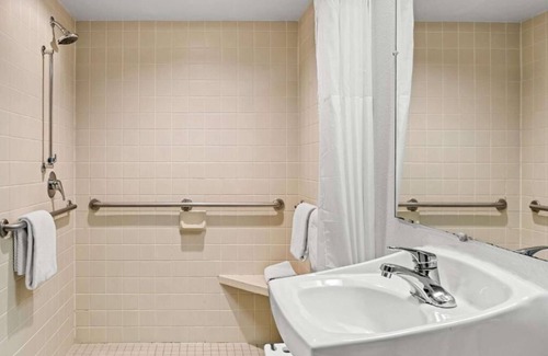 Billings Hotel | FairBridge Inn Express Billings Airport