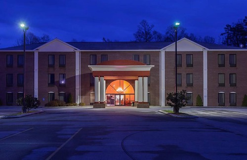 Whitley City Hotel | FairBridge Inn Express Whitley City
