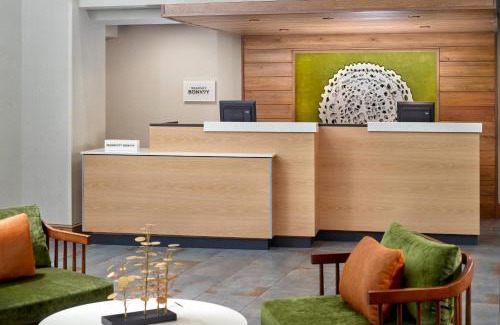 Asheville Hotel | Fairfield by Marriott Inn & Suites Asheville Outlets