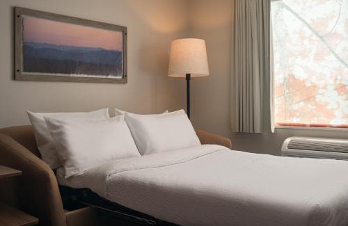 Cullman Hotel | Fairfield by Marriott Inn & Suites Cullman