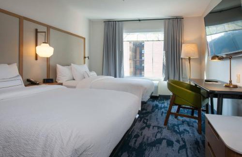 Downtown Pittsburgh Hotel | Fairfield by Marriott Pittsburgh Downtown