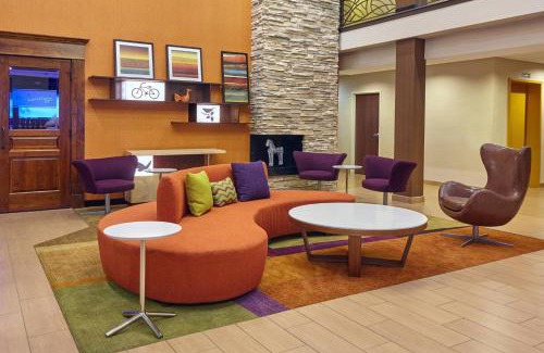 Lombard Hotel | Fairfield Inn and Suites Chicago Lombard