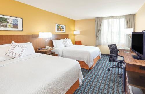 Lombard Hotel | Fairfield Inn and Suites Chicago Lombard