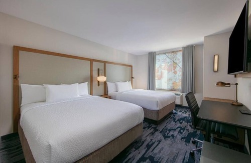 Queens Hotel | Fairfield Inn by Marriott JFK Airport