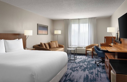 Airport North Hotel | Fairfield Inn By Marriott Orlando Airport