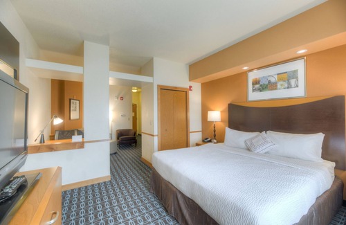 Laramie Hotel | Fairfield Inn & Suites by Marriott Laramie