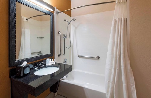 Clearwater Hotel | Fairfield Inn & Suites by Marriott St Petersburg Clearwater