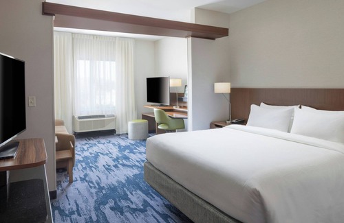Northampton Hotel | Fairfield Inn & Suites Springfield Northampton/Amherst