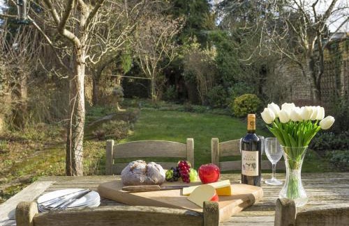 Moreton-in-Marsh House | Fairfields