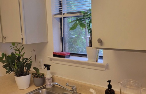 Fairmount House | Fairmont home- just off magnolia!