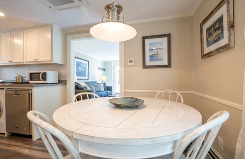 Kennebunk Cottage | Fairview Cottage, Steps from Mother's Beach in Kennebunk