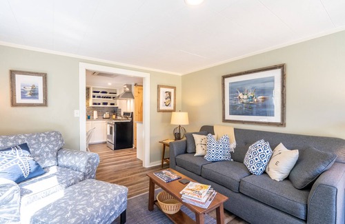 Kennebunk Cottage | Fairview Cottage, Steps from Mother's Beach in Kennebunk
