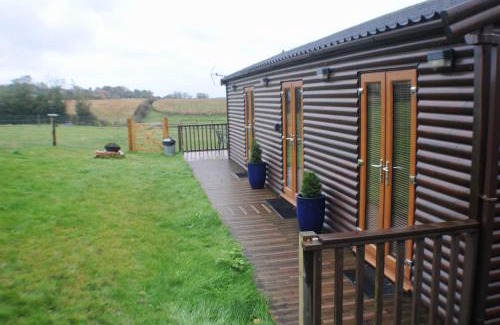 Newark upon Trent Ski Chalet | FAIRVIEW FARM Holiday Accommodation 14 Luxury Lodges, Cabins, Dog Friendly, Suitable for Couples, Families and Groups, Wedding Guests , Corporate events, Sleeps 2-65 guests in Ravenshead, Nottingham near Sherwood Forest, set in 88 acres