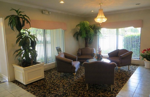Mobile Hotel | Fairview Inn and Suites