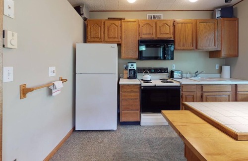 Birch Bay House | Fairview Lodge BIRCH BAY Waterfront Home Sleeps 13+ on Birch Bay Dr.