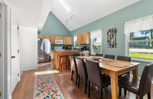 Paw Paw Lake House | Fall Colors, Lake Front, Hot Tub, Game Room, Kayak/SUPs, Firepit, Pet Friendly