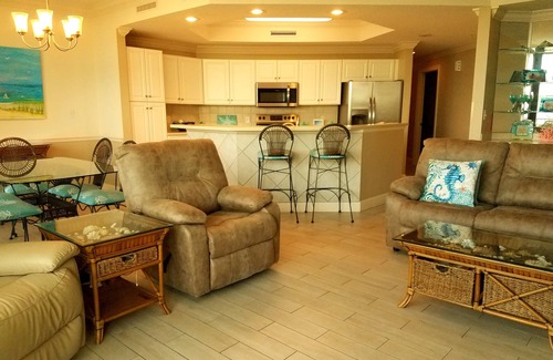 Orange Beach Condo | FALL DEAL SEP 28-OCT 2,5-9,13-16,WATER SLIDE,POOL,LAZY RIVER,FREE SLIPnnnnnnnnnn