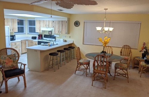 New Smyrna Beach House | Fall Deals! Smyrna Beach Ocean Views,Flagler Ave,shops, close to all.