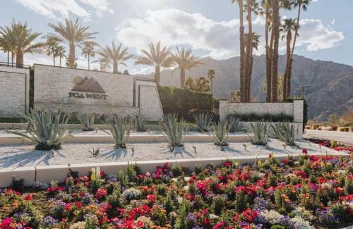 La Quinta House | Fall Fairways Retreat - PGA West 3BD - Golf Cart