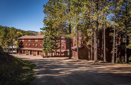 Angel Fire House | Fall is beautiful in the mountains-make your reservation now!
