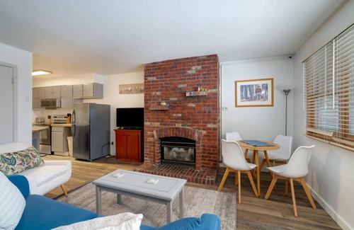 Steamboat Springs Condo | Fall Line Flat, Updated Ski in/Ski out Property, Hot Tub