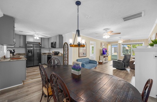 Windy Hill House | FALL Sale | Spacious Beach Retreat | Prime Location | Steps to Sand