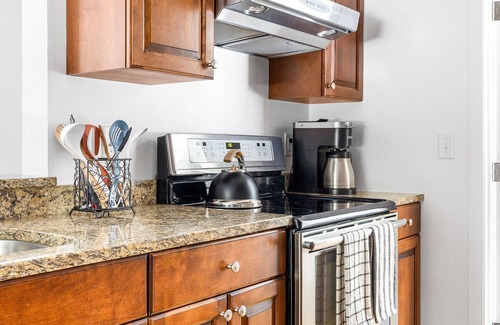Wilmington House | Fall SoVT Retreat - Salt HotTub, FirePit, Pets, MTN Biking,Hiking MTSnow !