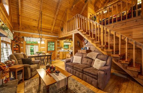 Gatlinburg - Pigeon Forge House | Fall Special Peaceful Mt Views Fishing Pond