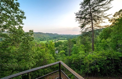 Marble Cabin | Falling Waters - upscale mountain living