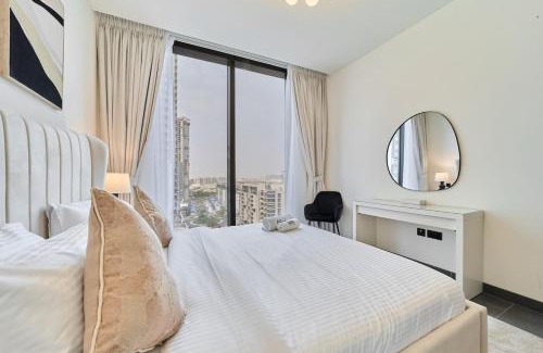 Nad Al Sheba Apartment | FAM Living -Bright & Spacious Home in Sobha Hartland