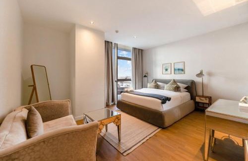 Al Wasl Apartment | FAM Living -Duplex 4Bed and Maids