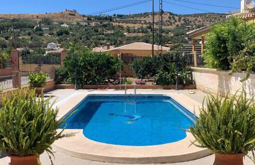 Alcaucin House | Familiar House with Private Pool and Mountains View