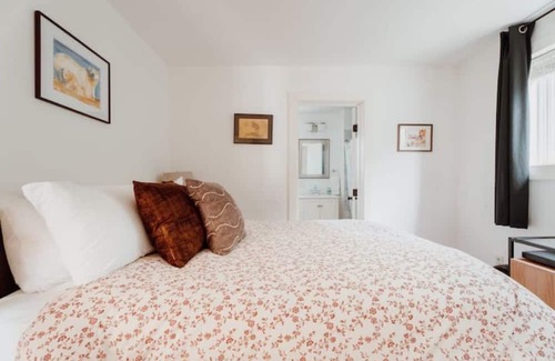 Green Lake House | Family 3BR Walk to Greenlake Games Patio BBQ DogOK