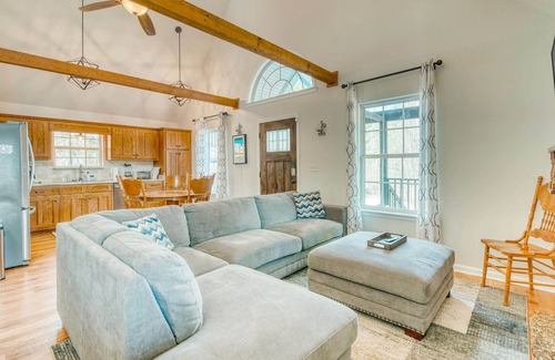 Dahlonega Cabin | Family Cabin, Near Wineries, Dahlonega 15 mins