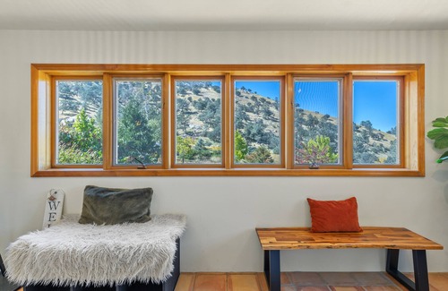 Tehachapi House | Family Cabin Retreat, Hot Tub, Game Room and More!
