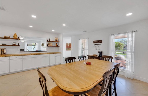 Cutler Bay House | Family Canal Home with Kayaks