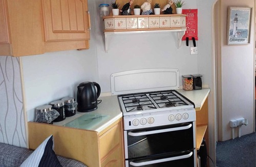 Chapel Saint Leonards Ski Chalet | Family Caravan-Pets-Golden Palm-Pool-Arcades