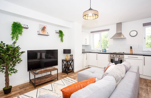 Southend-on-Sea Apartment | Family Comfort - Southend Stays