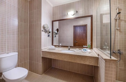 Dahab Hotel | Family-Friendly Room Near Dahab Beach w/Swimming Pool, Breakfast, & Kids Club