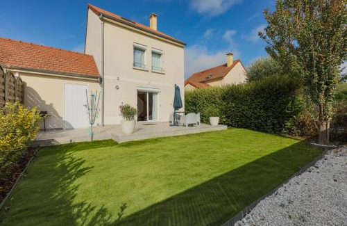 Cormeilles-en-Parisis House | Family Elegance - Comfort & Garden