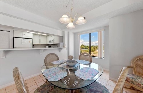 Indian Shores Condo | Family Favorite Location & Stunning Sunset views of the Gulf of Mexico ~ BP201