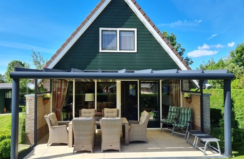 Sint Maarten House | Family FH a. d. Coast, with gigabit internet, beach cabin and swimming pool