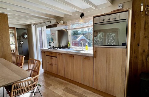 Sint Maartensvlotbrug House | Family-friendly chalet with use of park pool.