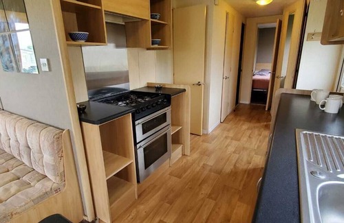 Rhyl Cabin | Family Friendly 2 Bed Caravan in Rhyl, North Wales