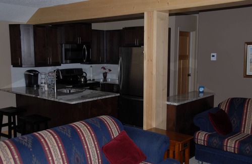 East Kootenay House | Family-friendly 2 bedrooms Townhouse in Horsethief