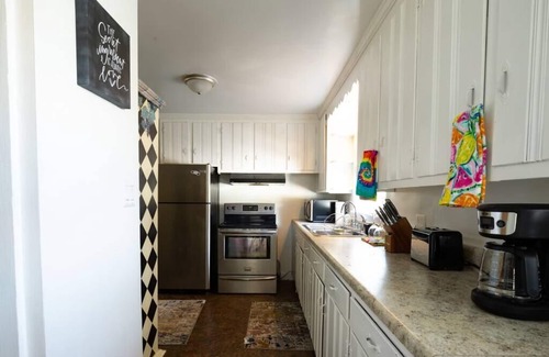 Myrtle Beach House | Family Friendly 5br King Bed Steps to Beach Great For Pets Huge Enclosed Yard