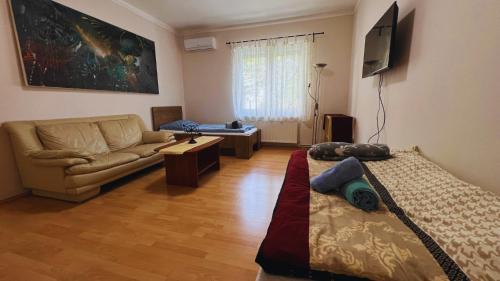 Nagyzuglo Apartment | Family Friendly Apartman