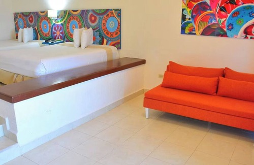Puerto Juarez Resort | Family-friendly Cancun Royal Junior Suite with Ocean View Balcony and Water Park