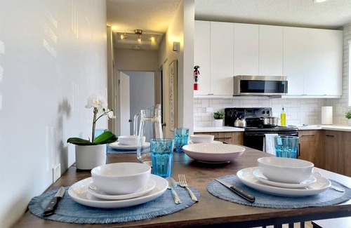 West Edmonton House | Family-friendly comfort near Misericordia Hospital and West Ed Mall